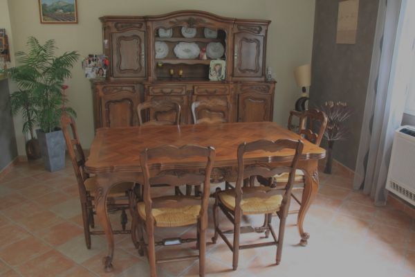 Relookage d'une salle à manger en noyer style louis XV provençal à Rognac